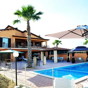 Gioiosa Vacation In Sicily With Private Fenced Pool & Hydro-massage Please Read Host Info Before Requesting Favara